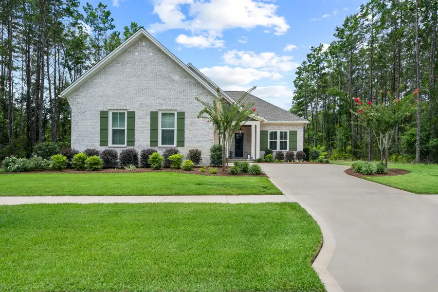 102 Shimmer Circle, Freeport, FL 32439 - #2