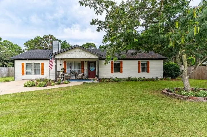 6935 Jasper Street, Navarre, FL 32566 - #1
