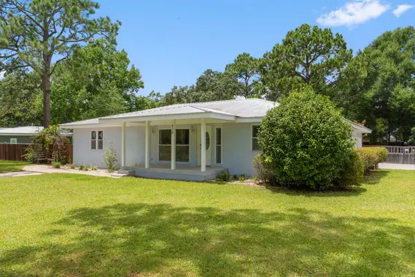 920 NE Beachview Drive, Fort Walton Beach, FL 32547