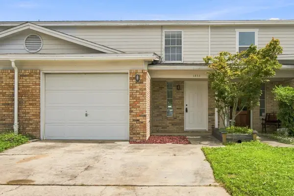 1855 Whispering Oaks Lane, Fort Walton Beach, FL 32547