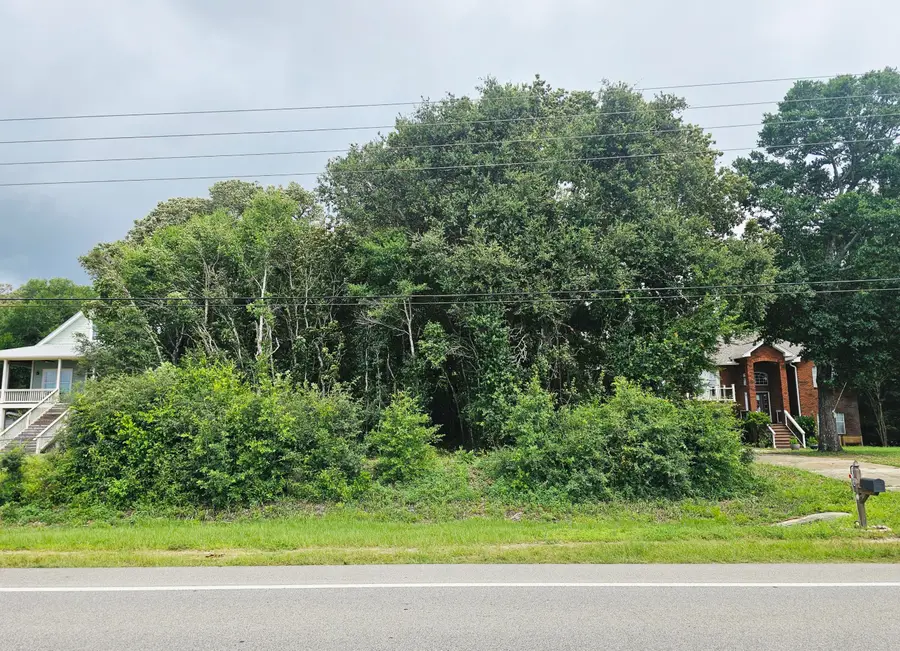 702 Live Oak Street, Freeport, FL 32439 - #2