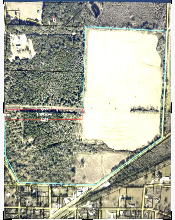 3915 3rd Avenue, Laurel Hill, FL 32567