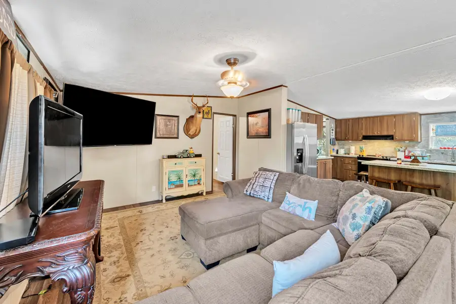 328 E Raphael Road, Defuniak Springs, FL 32433 - #3