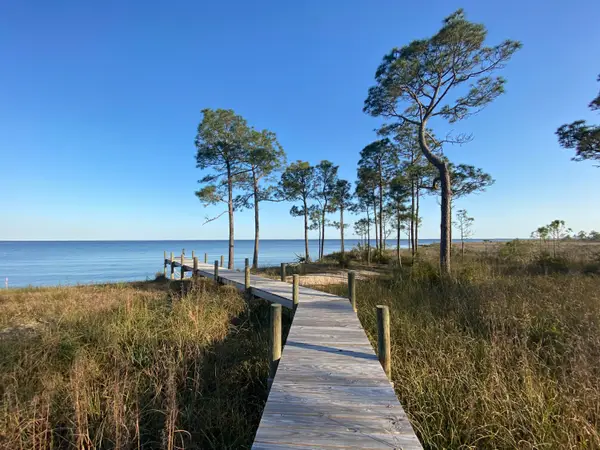 1086 Oyster Bay Drive, Milton, FL 32583