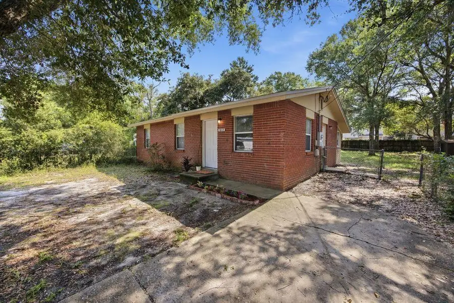 1005 Pinetree Road, Mary Esther, FL 32569 - #3