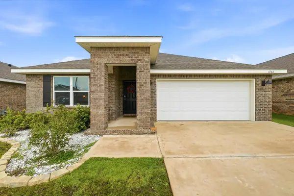 4742 Airmen Drive, Crestview, FL 32539