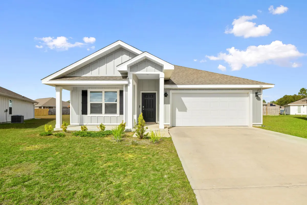 924 Sandbar Loop, Crestview, FL 32539 - #1