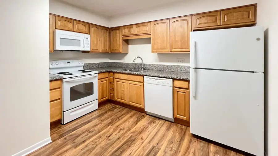 319 N Cedar Avenue, Niceville, FL 32578 - #3