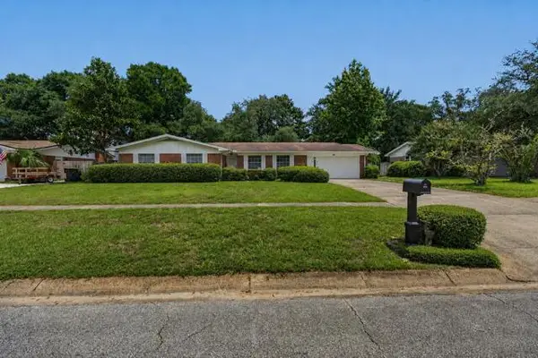 604 NE Merioneth Drive, Fort Walton Beach, FL 32547