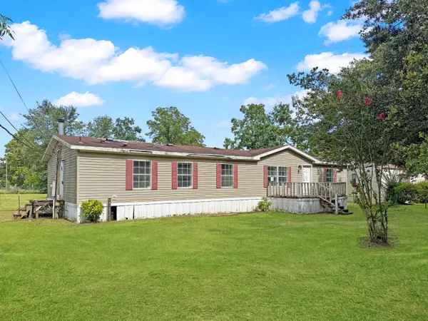 1894 W Kingsfield Road, Cantonment, FL 32533