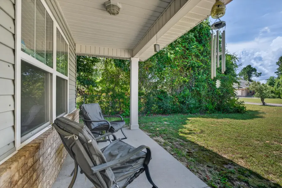 8307 Toledo Street, Navarre, FL 32566 - #3