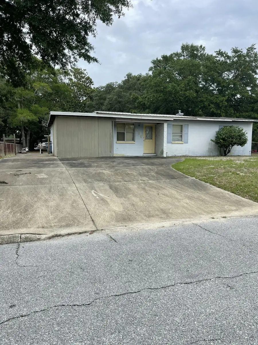 109 SW 3rd Avenue, Fort Walton Beach, FL 32548 - #2