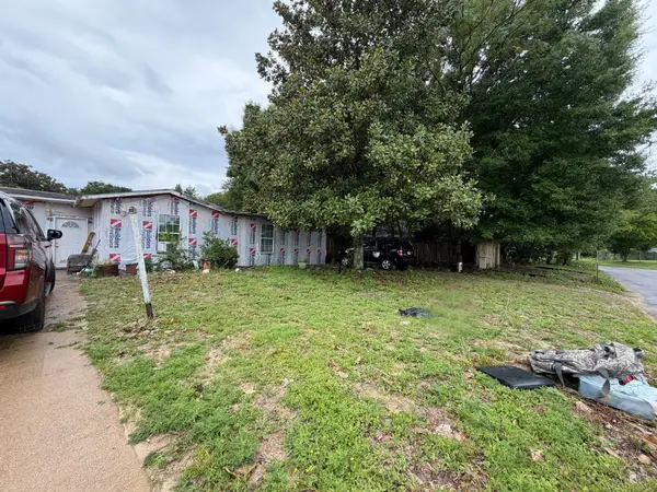 609 Manchester Road, Fort Walton Beach, FL 32547