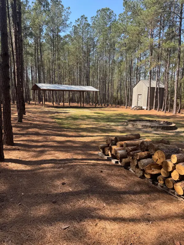 260 S Planters Drive, Laurel Hill, FL 32567