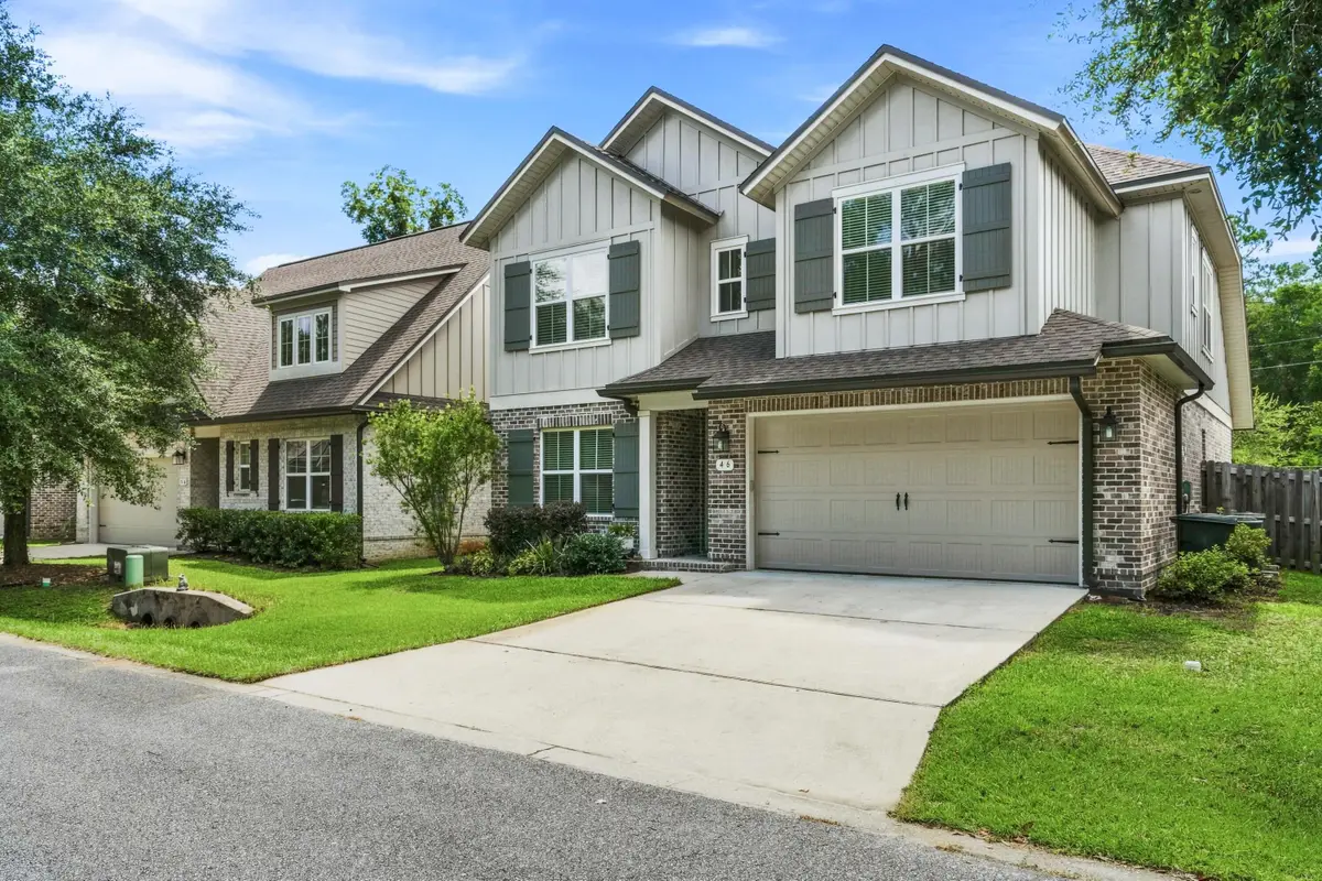 46 Laurel Oaks Drive, Freeport, FL 32439 - #1