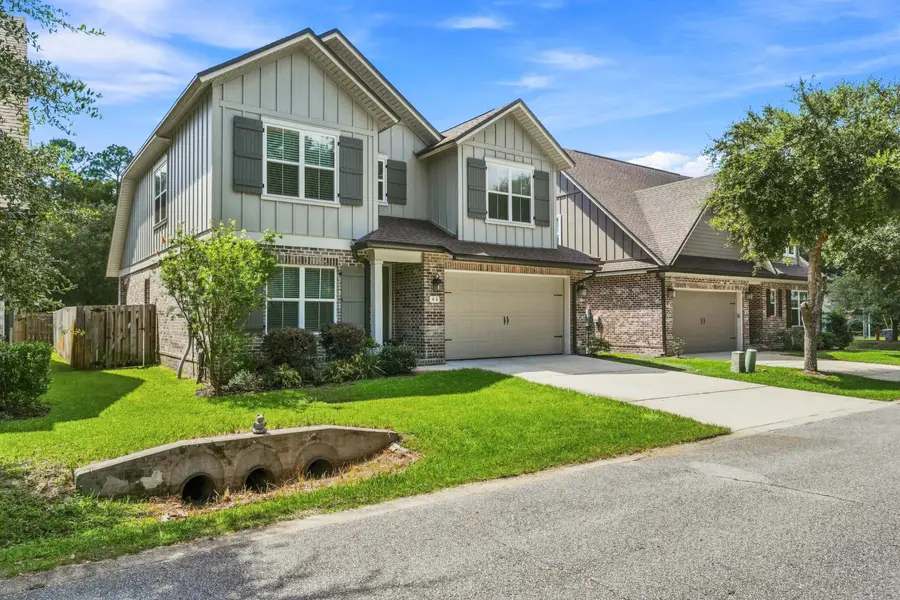 46 Laurel Oaks Drive, Freeport, FL 32439 - #2