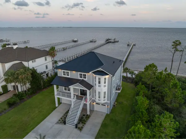 1610 Winding Shore Drive, Gulf Breeze, FL 32563