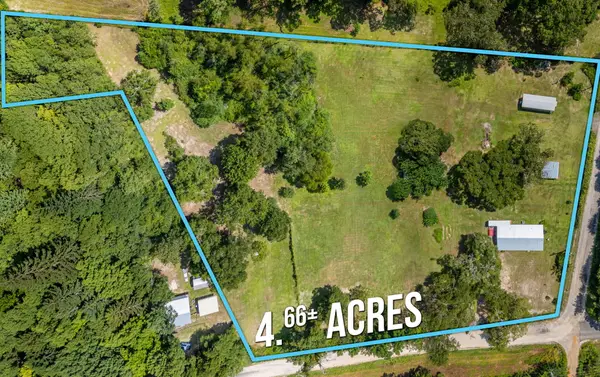 1993 Varnum Road, Laurel Hill, FL 32567