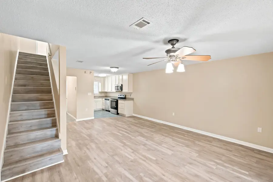 44 Berwick Circle #2, Shalimar, FL 32579 - #3
