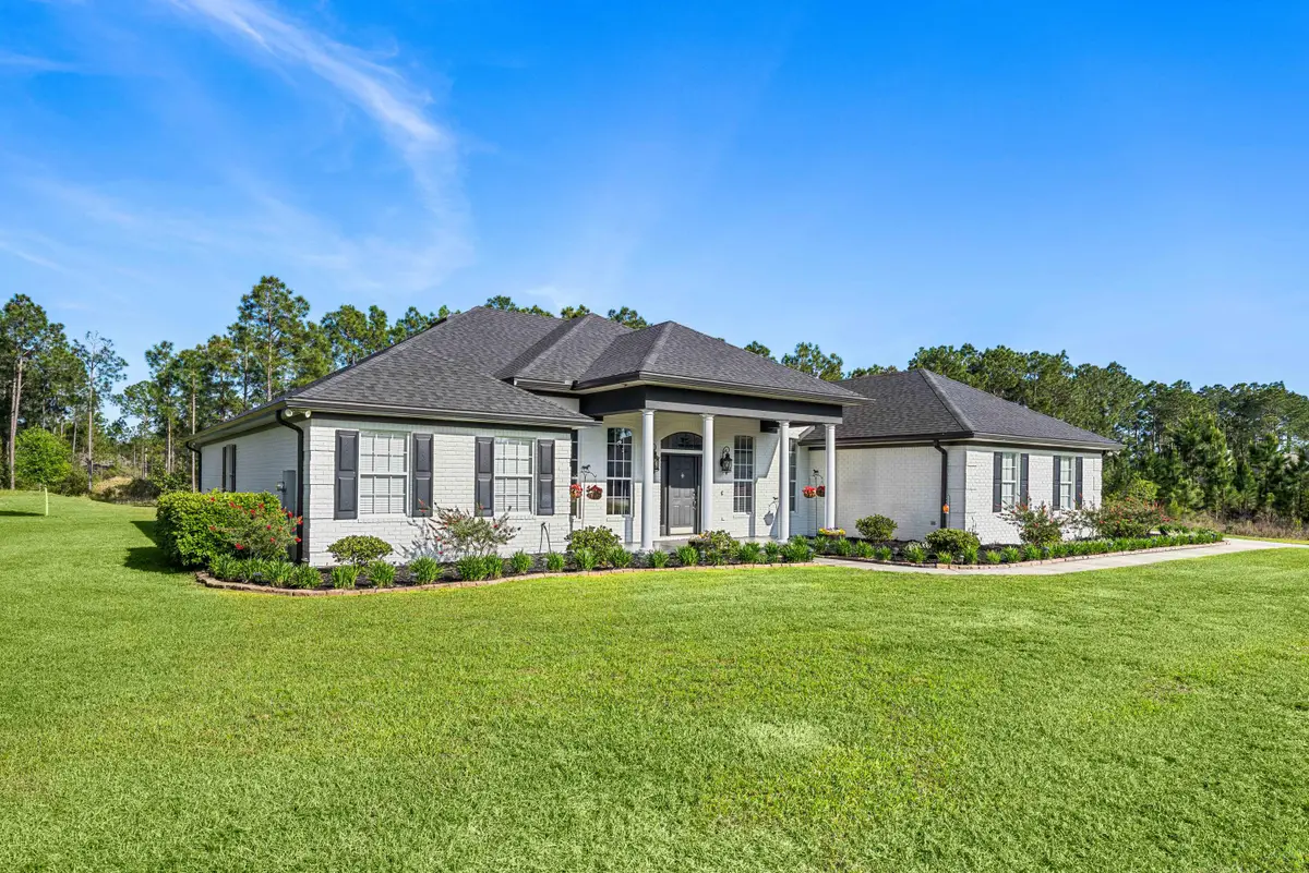 492 E Club House Drive, Freeport, FL 32439 - #1