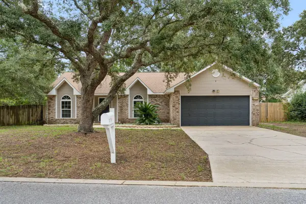 2738 Beacon Court, Navarre, FL 32566