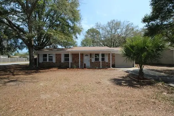 21 NW Jonquil Avenue, Fort Walton Beach, FL 32548