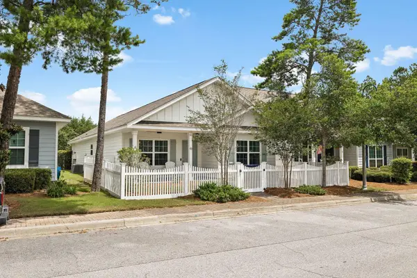 48 Sarona Street, Freeport, FL 32439