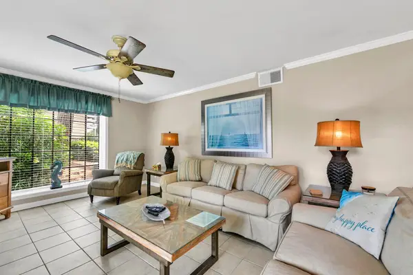 220 N Driftwood Bay Drive #UNIT 40A, Miramar Beach, FL 32550