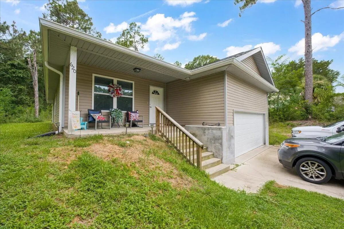 620 Panama Drive, Crestview, FL 32536 - #1