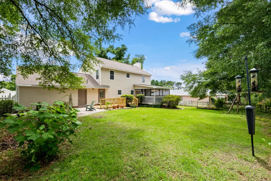 610 W Lynn Brook, Crestview, FL 32539 - #2