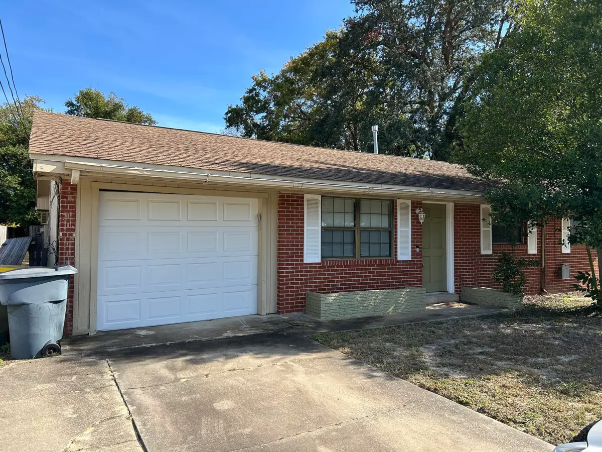 113 NW Memorial Parkway, Fort Walton Beach, FL 32548 - #1