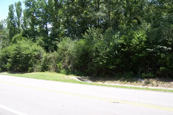 22808 N Us Highway 331, Laurel Hill, FL 32567
