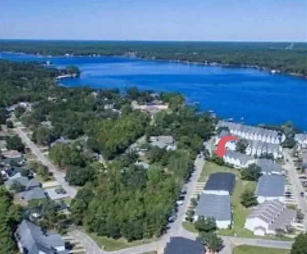 7165 Majestic Boulevard, Navarre, FL 32566