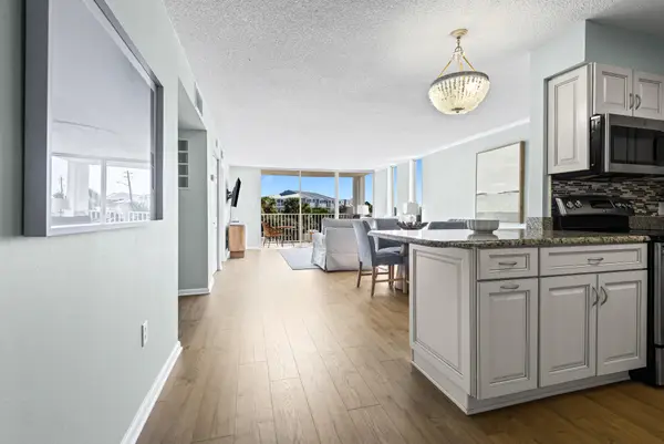 30 Moreno Point Road #206B, Destin, FL 32541