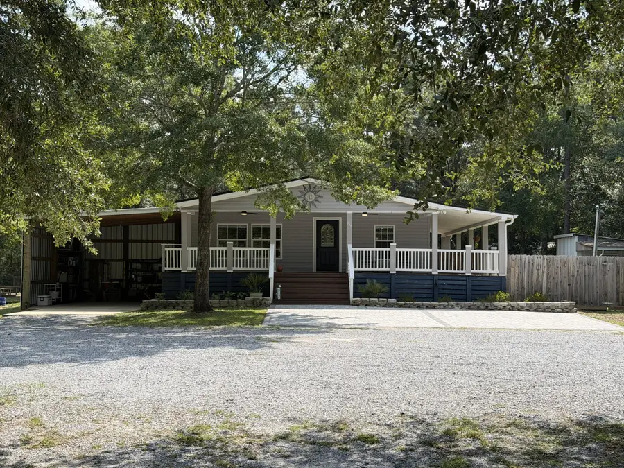 927 Black Creek Boulevard, Freeport, FL 32439 - #2
