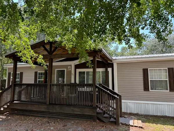24 Palmetto Avenue, Freeport, FL 32439