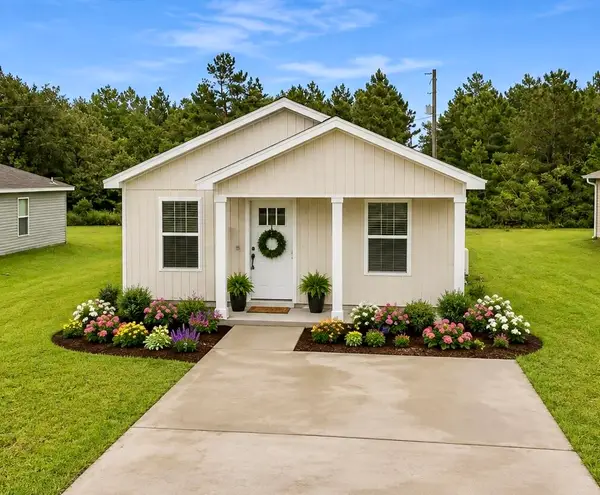 5429 Bayleaf Drive, Crestview, FL 32539