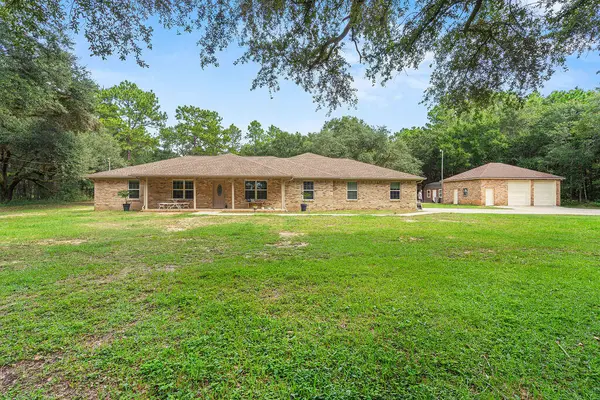 5740 Country Squire Drive, Milton, FL 32570