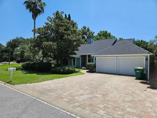 1131 Bay, Destin, FL 32541