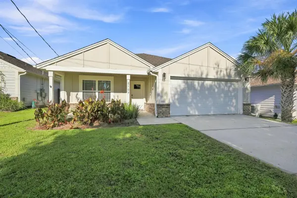 2107 Nina Street, Navarre, FL 32566