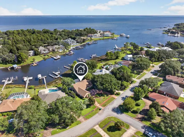 136 Indian Bayou Drive, Destin, FL 32541