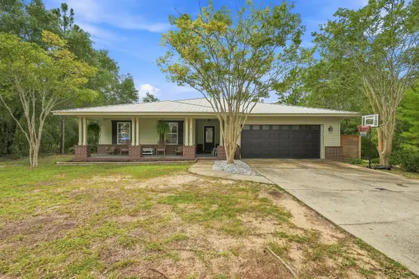 537 Hunters Ridge Road, DeFuniak Springs, FL 32433
