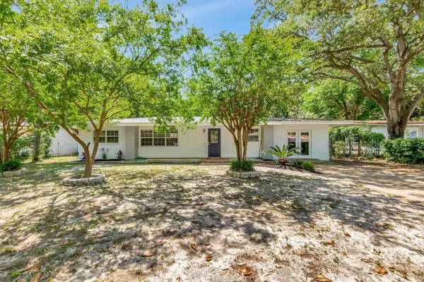8 SE Waynel Circle, Fort Walton Beach, FL 32548