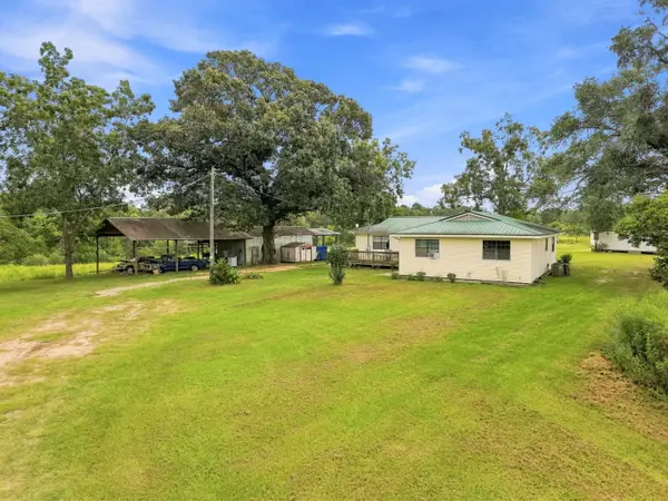 144 Icie Pine Rd Road, Westville, FL 32464