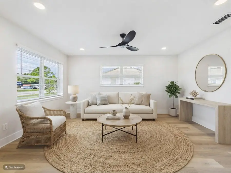 343 NW Hollywood Boulevard, Fort Walton Beach, FL 32548 - #3