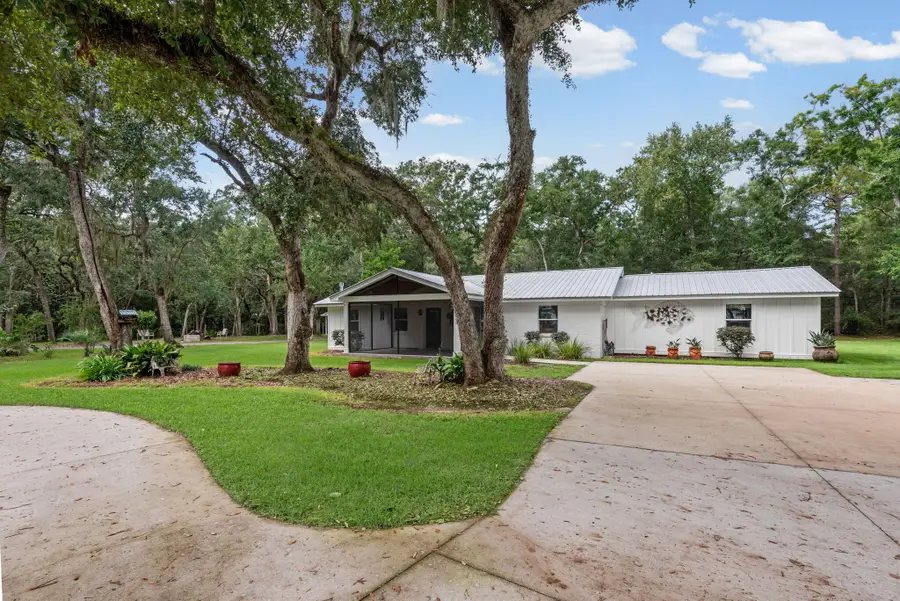 362 Red Barn Road, Freeport, FL 32439 - #3
