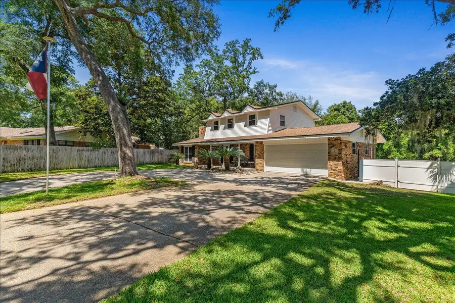 6 Krivik Court, Fort Walton Beach, FL 32547 - #2