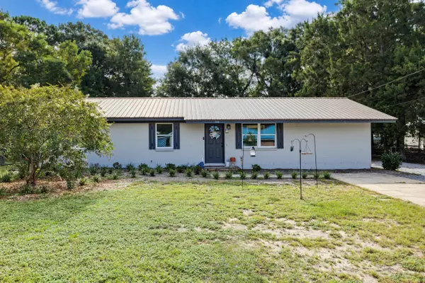 948 Lakeview Drive, DeFuniak Springs, FL 32433
