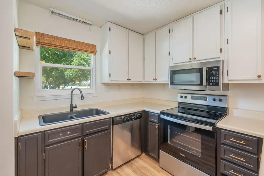 112 Skinner Circle #A, Fort Walton Beach, FL 32547 - #3
