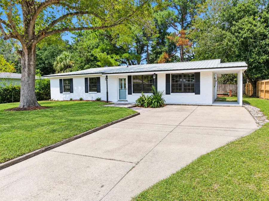 424 NE Woodrow Street, Fort Walton Beach, FL 32547 - #2